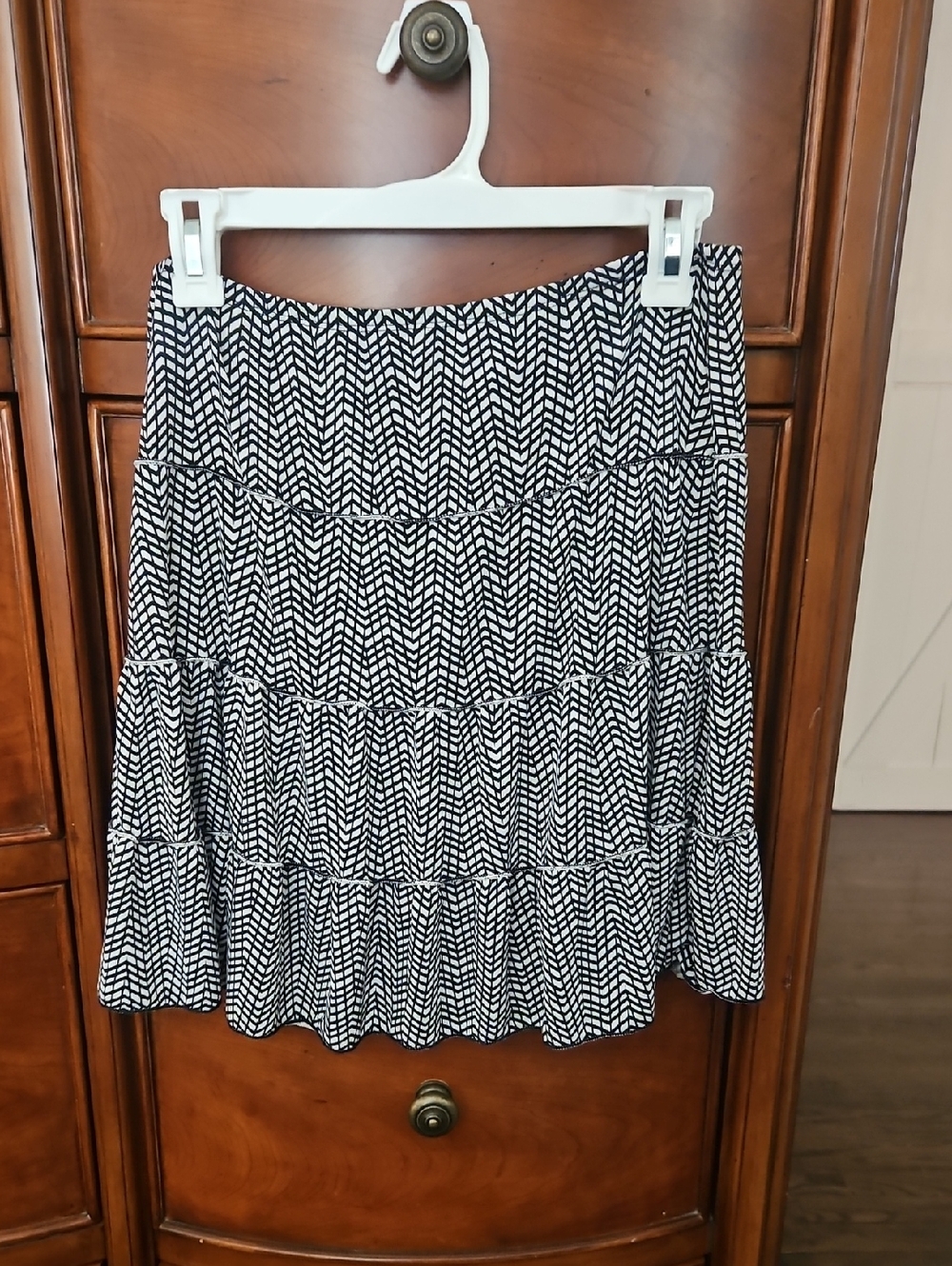 Black & White Patterned Tiered Women's Skirt By Studio M